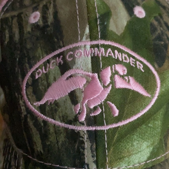 Pink and Camo Duck Commander trucker hat - youth - Picture 3 of 9